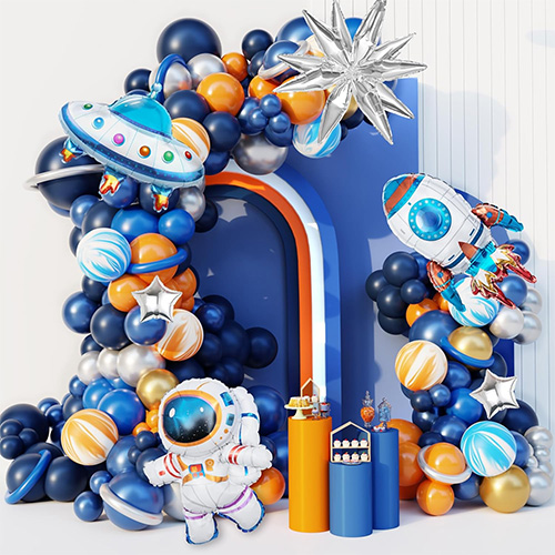 ປູມເປົ້າອາວະກາດ garland